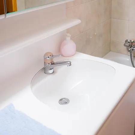 Apartment Sunnaeplaetzli- Aprt. 4p Matterhorn View/wifi *